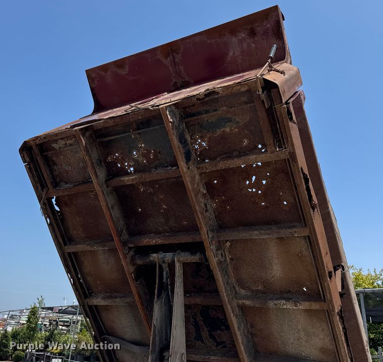 image for item DJ9689 2008 Ford F550 dump truck