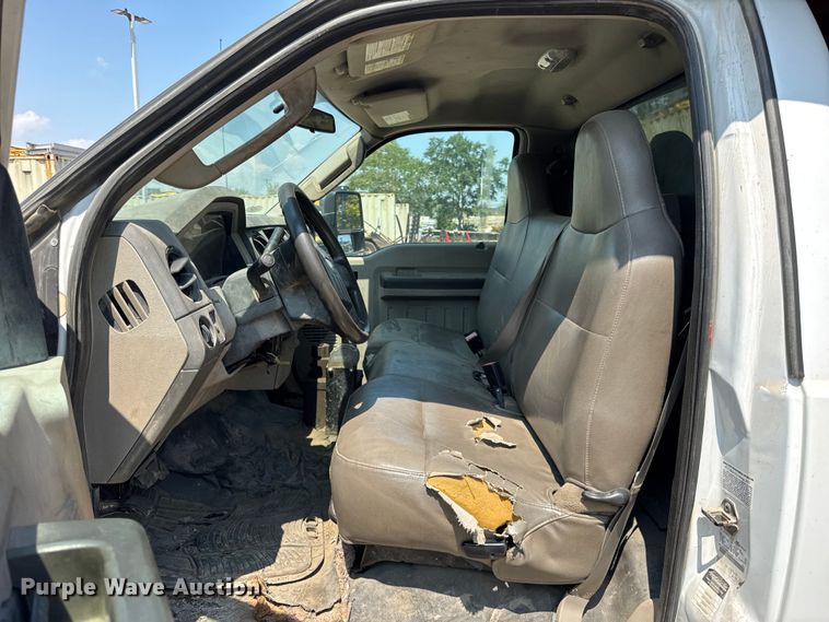 image for item DJ9689 2008 Ford F550 dump truck