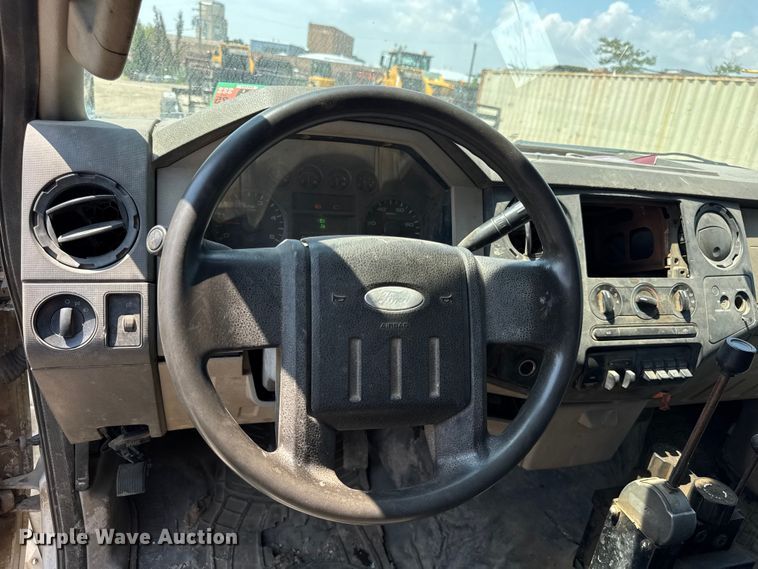 image for item DJ9689 2008 Ford F550 dump truck