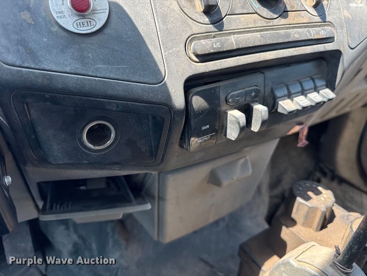 image for item DJ9689 2008 Ford F550 dump truck