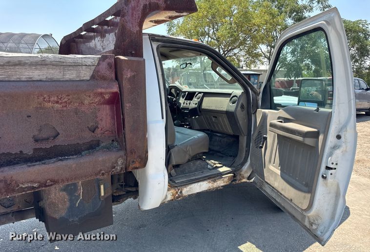 image for item DJ9689 2008 Ford F550 dump truck