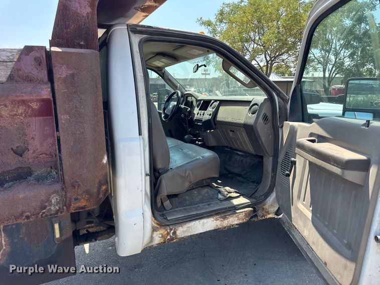 image for item DJ9689 2008 Ford F550 dump truck