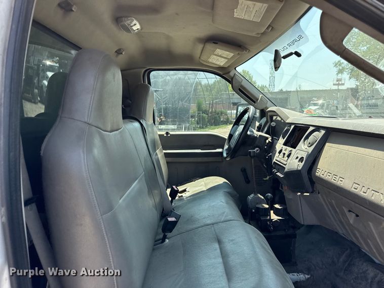 image for item DJ9689 2008 Ford F550 dump truck