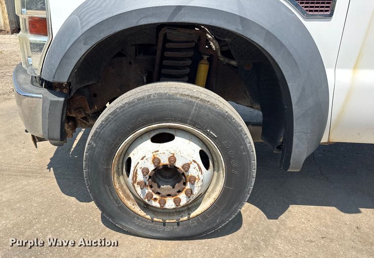 image for item DJ9689 2008 Ford F550 dump truck