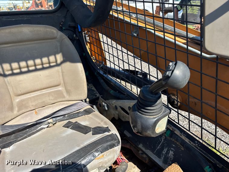 image for item DJ9690 Case TR270 tracked skid steer loader