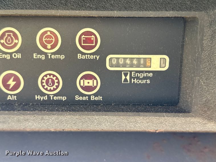 image for item DJ9691 1998 Case 1838 skid steer loader