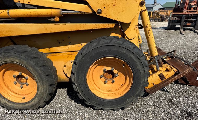 image for item DJ9691 1998 Case 1838 skid steer loader