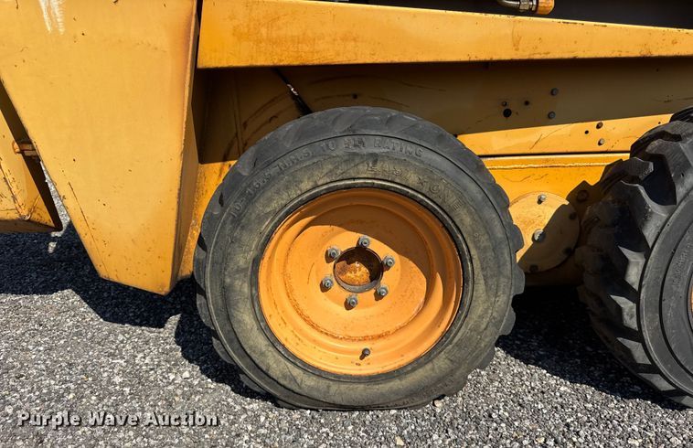 image for item DJ9691 1998 Case 1838 skid steer loader