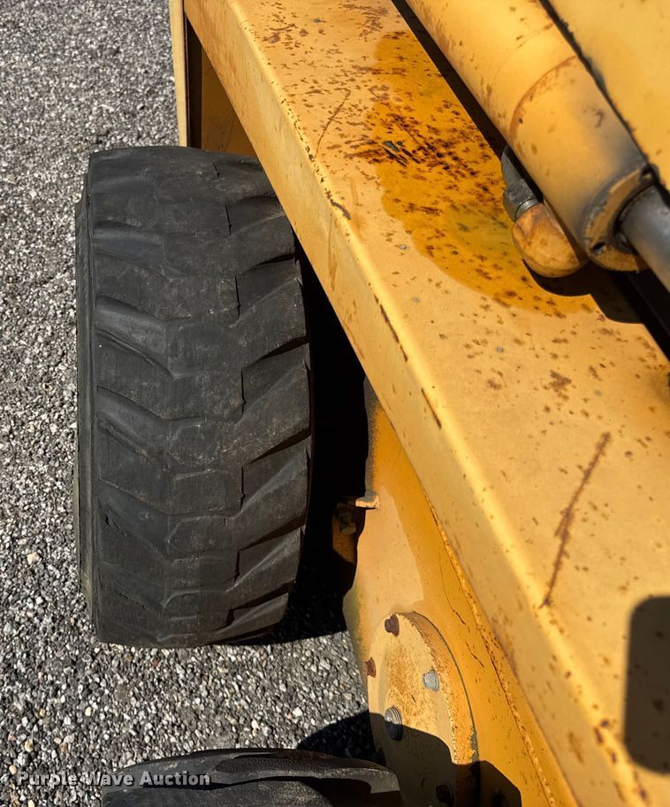 image for item DJ9691 1998 Case 1838 skid steer loader