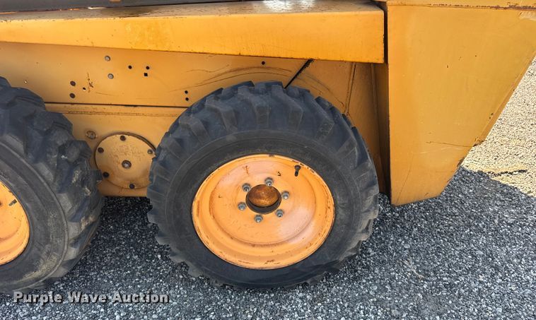 image for item DJ9691 1998 Case 1838 skid steer loader