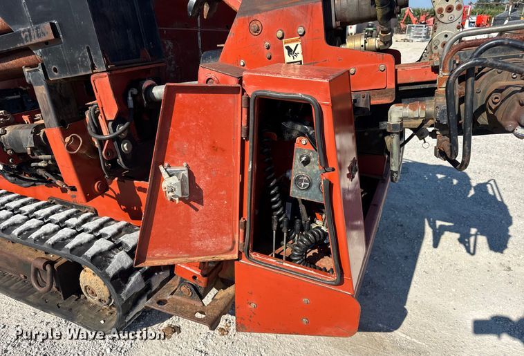 image for item DJ9692 1999 Ditch Witch JT2720 directional boring unit