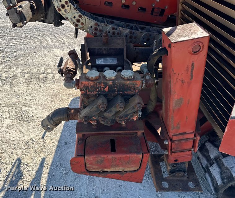 image for item DJ9692 1999 Ditch Witch JT2720 directional boring unit