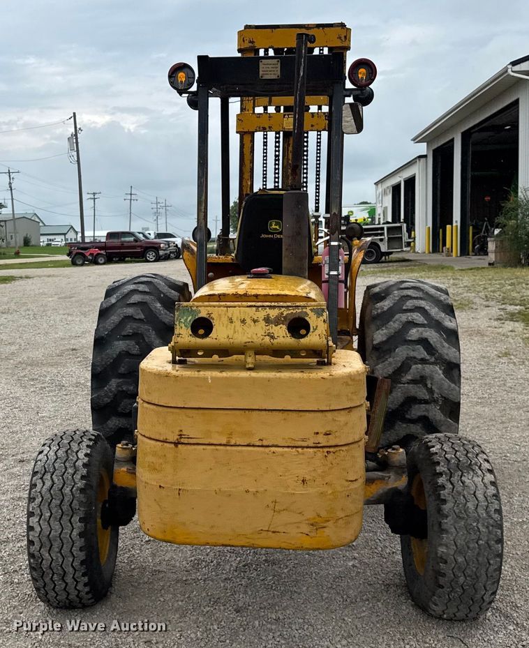image for item DJ9704 1976 John Deere 480B forklift