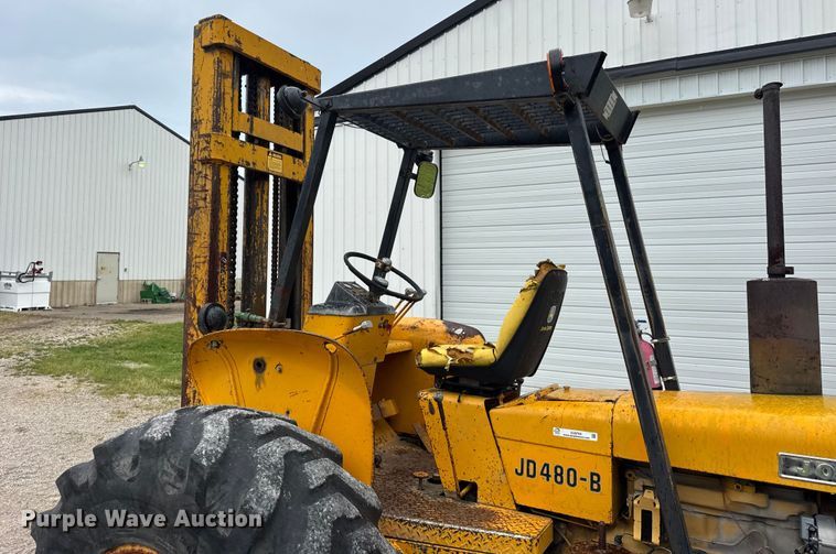 image for item DJ9704 1976 John Deere 480B forklift