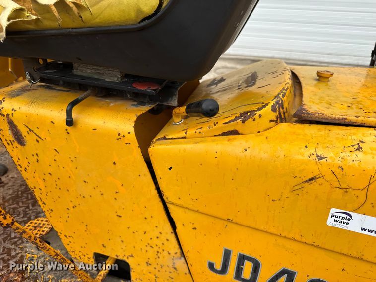 image for item DJ9704 1976 John Deere 480B forklift