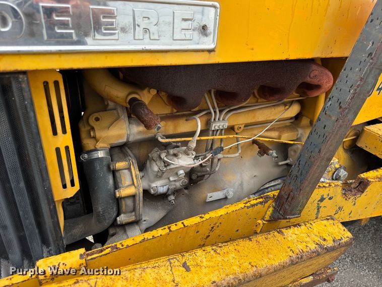 image for item DJ9704 1976 John Deere 480B forklift