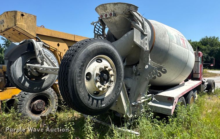 image for item DK0000 2005 Kenworth W900 ready mix truck