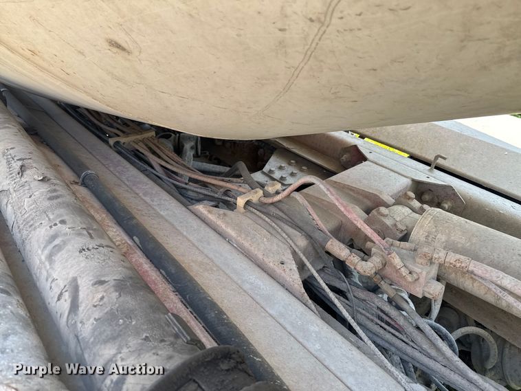 image for item DK0000 2005 Kenworth W900 ready mix truck