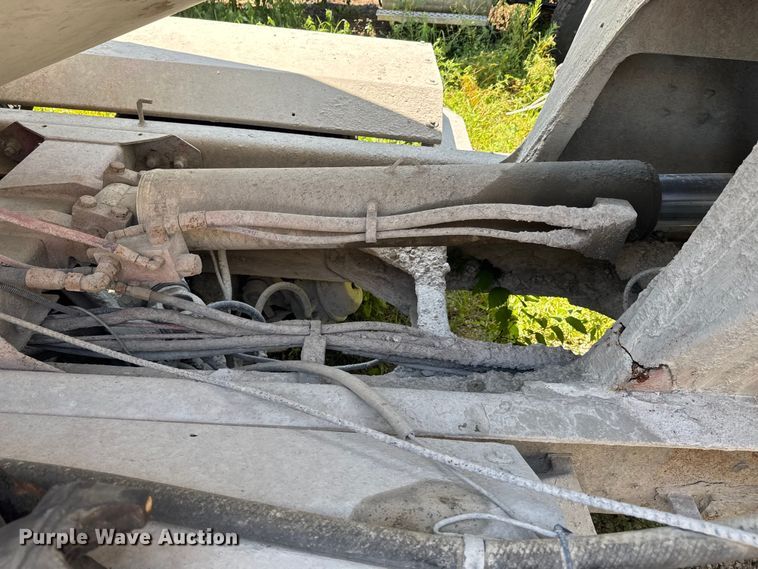 image for item DK0000 2005 Kenworth W900 ready mix truck