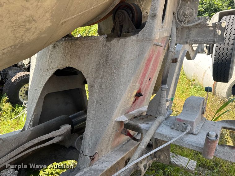 image for item DK0000 2005 Kenworth W900 ready mix truck