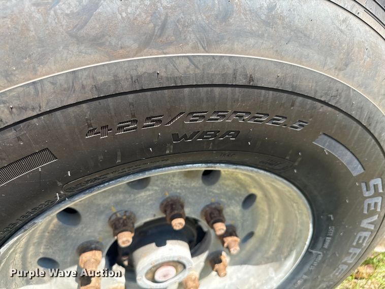 image for item DK0000 2005 Kenworth W900 ready mix truck