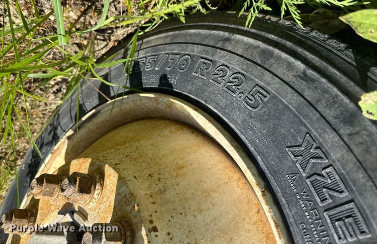 image for item DK0000 2005 Kenworth W900 ready mix truck