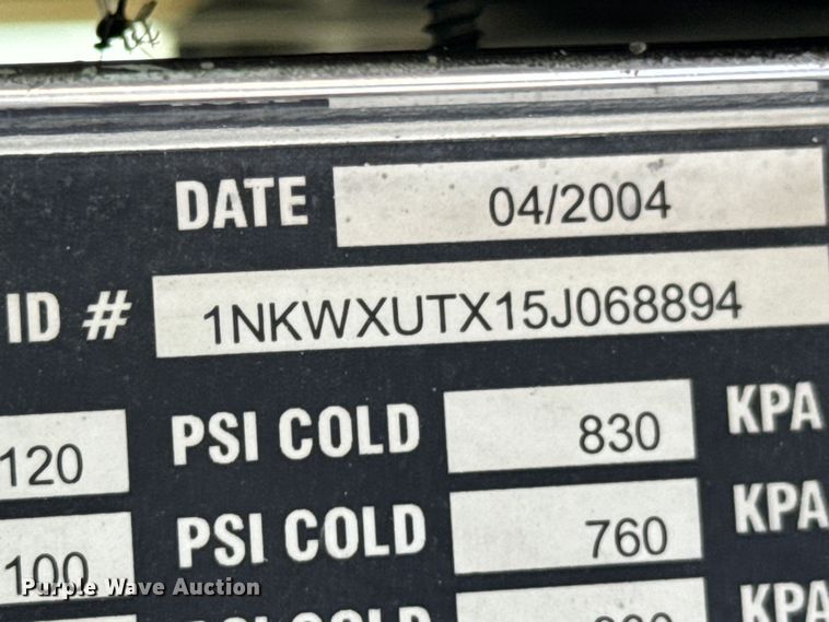 image for item DK0000 2005 Kenworth W900 ready mix truck