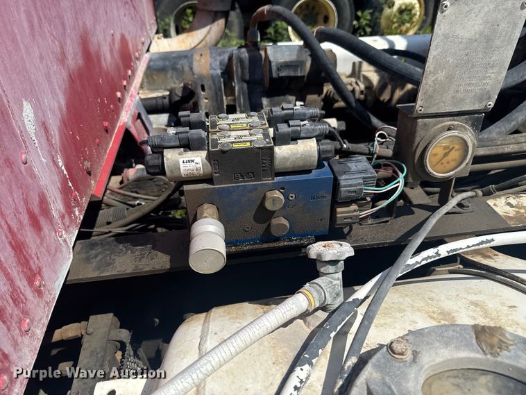 image for item DK0001 2005 Kenworth W900 ready mix truck