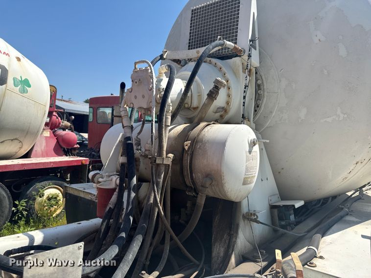 image for item DK0001 2005 Kenworth W900 ready mix truck