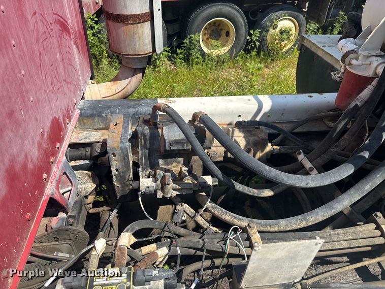 image for item DK0001 2005 Kenworth W900 ready mix truck