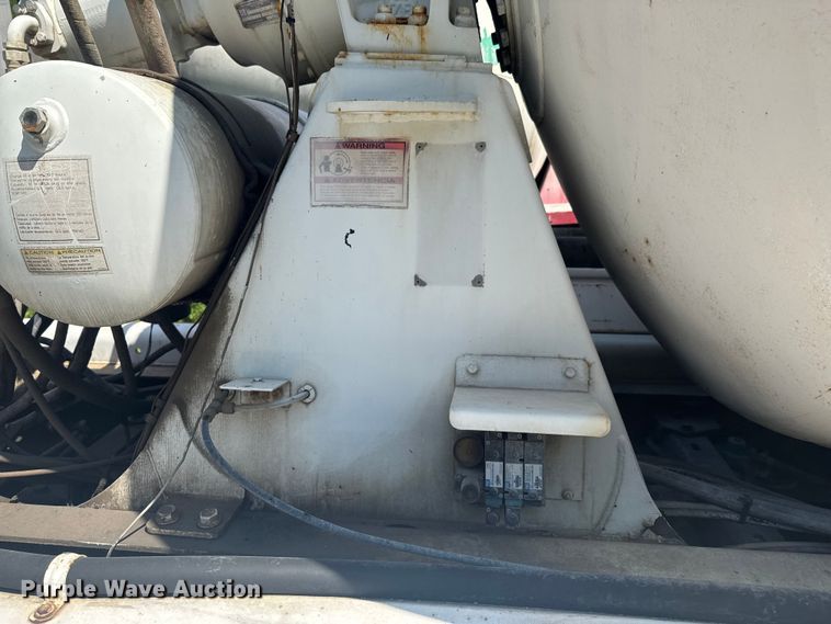 image for item DK0001 2005 Kenworth W900 ready mix truck