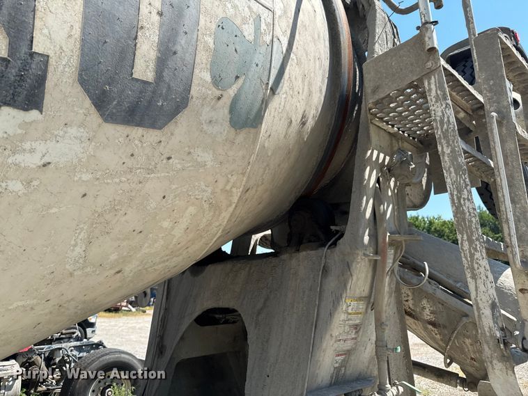 image for item DK0001 2005 Kenworth W900 ready mix truck