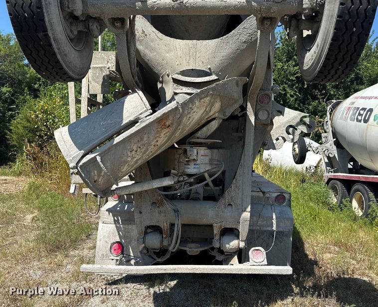 image for item DK0001 2005 Kenworth W900 ready mix truck