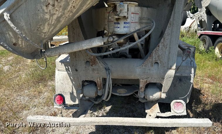 image for item DK0001 2005 Kenworth W900 ready mix truck