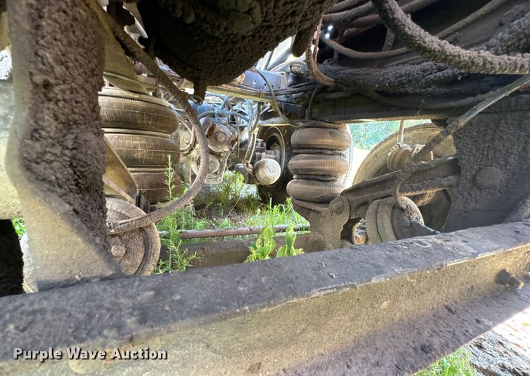 image for item DK0001 2005 Kenworth W900 ready mix truck