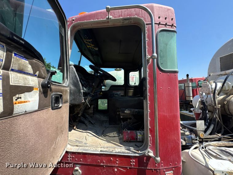 image for item DK0001 2005 Kenworth W900 ready mix truck