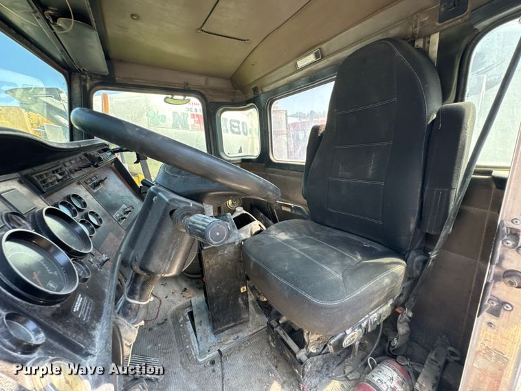 image for item DK0001 2005 Kenworth W900 ready mix truck