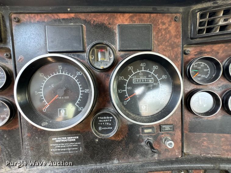 image for item DK0001 2005 Kenworth W900 ready mix truck