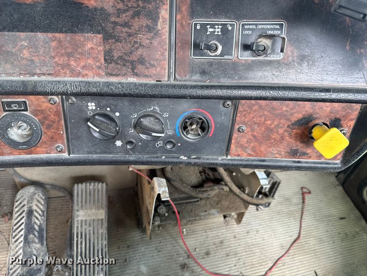 image for item DK0001 2005 Kenworth W900 ready mix truck