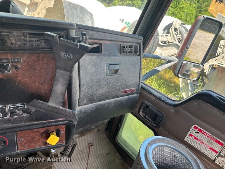 image for item DK0001 2005 Kenworth W900 ready mix truck