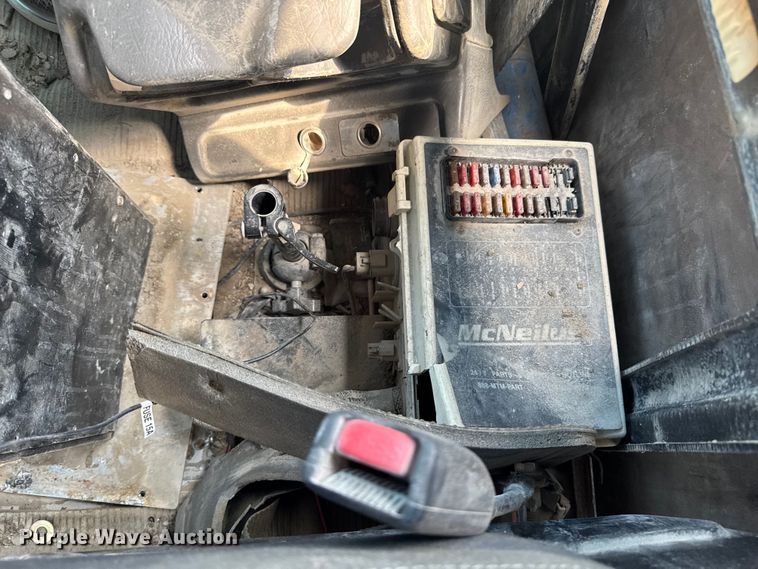 image for item DK0001 2005 Kenworth W900 ready mix truck