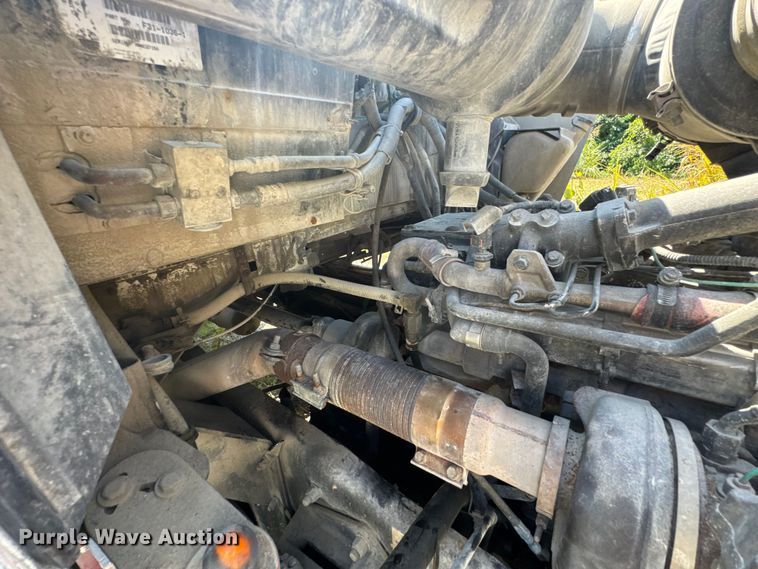 image for item DK0001 2005 Kenworth W900 ready mix truck