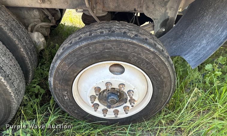 image for item DK0001 2005 Kenworth W900 ready mix truck