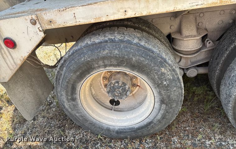 image for item DK0001 2005 Kenworth W900 ready mix truck