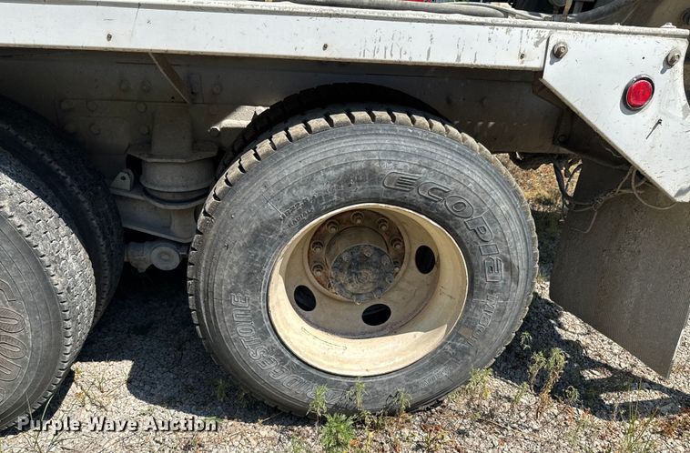 image for item DK0001 2005 Kenworth W900 ready mix truck