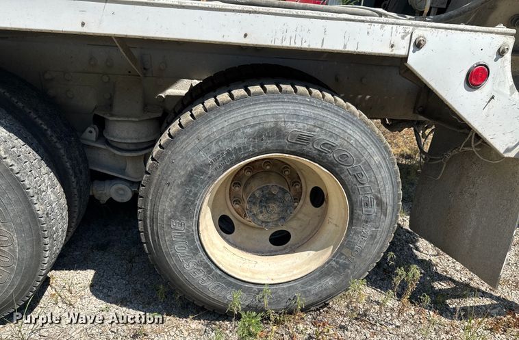 image for item DK0001 2005 Kenworth W900 ready mix truck