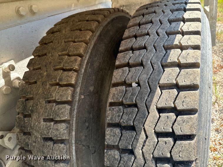 image for item DK0001 2005 Kenworth W900 ready mix truck