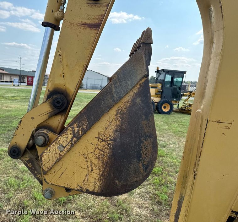 image for item DK0015 1994 Caterpillar 416B backhoe