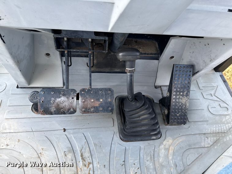 image for item DK0015 1994 Caterpillar 416B backhoe