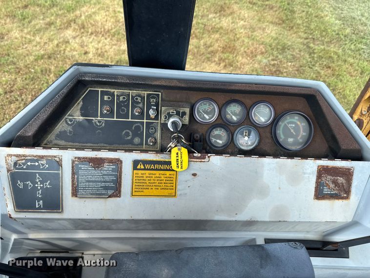 image for item DK0015 1994 Caterpillar 416B backhoe